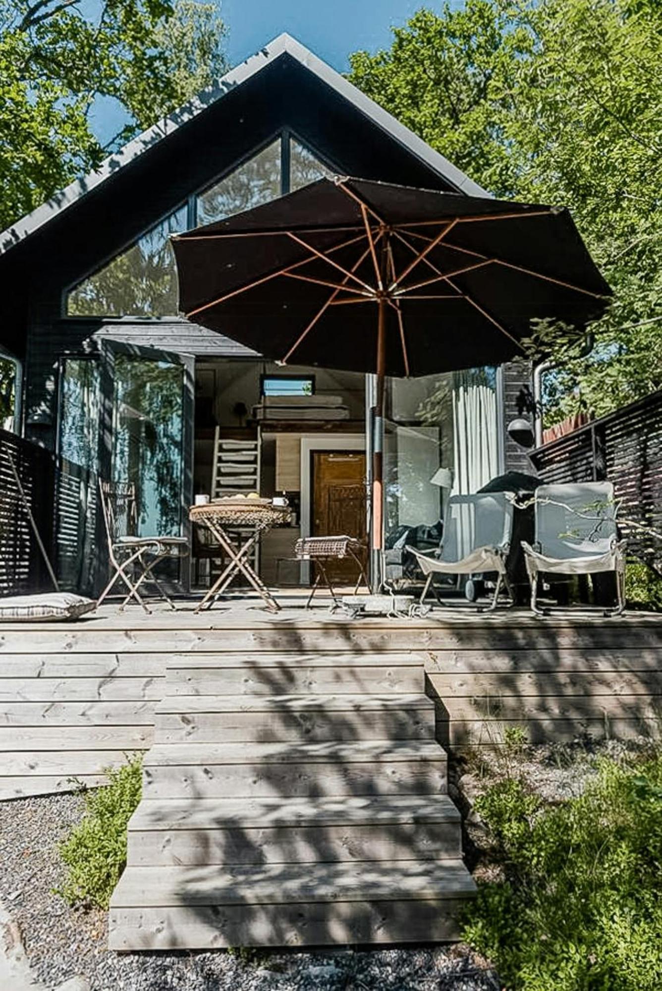 Charmerende Feriehus Med Havudsigt Naer Stockholm แวร์มเดอ ภายนอก รูปภาพ